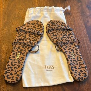 Tkees Cheetah Size 8